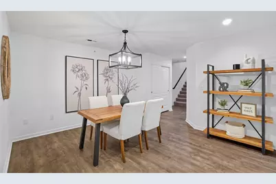 646 Daphne Way, Crescent Springs, KY 41017 - Photo 5