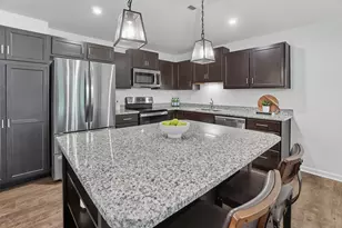 646 Daphne Wy, Crescent Springs, KY 41017 - Photo 11