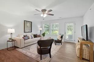 646 Daphne Wy, Crescent Springs, KY 41017 - Photo 13