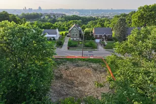 190 Kentucky Dr, Newport, KY 41071 - Photo 5