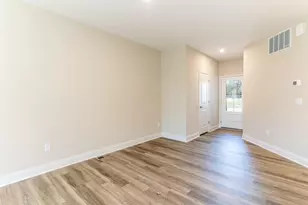 2670 Timberside Dr, Hebron, KY 41048 - Photo 3