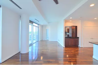 1 Roebling Way #602, Covington, KY 41011 - Photo 3