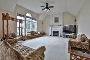 7497 Harvesthome Dr, Florence, KY 41042 - Photo 9