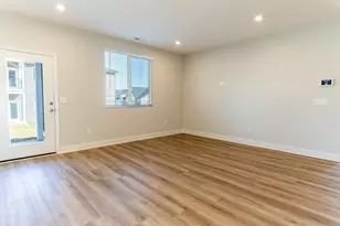 564 Tristan Ln, Florence, KY 41042 - Photo 5