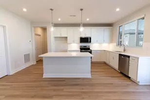 564 Tristan Ln, Florence, KY 41042 - Photo 13