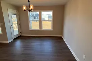 1522 Autumn Rdg Dr, Hebron, KY 41048 - Photo 9