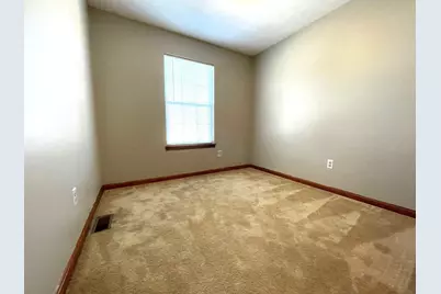 9137 Tamarack Drive, Covington, KY 41017 - Photo 11