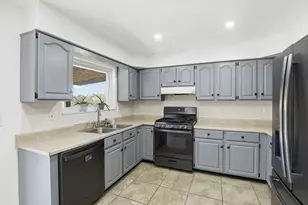 809 Eastland Dr, Villa Hills, KY 41017 - Photo 7