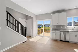 1512 Linksman Ct, Hebron, KY 41048 - Photo 5