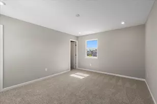 1512 Linksman Ct, Hebron, KY 41048 - Photo 11