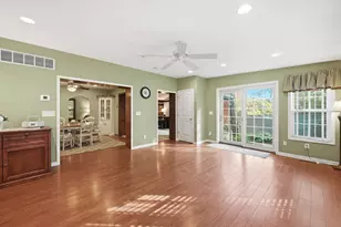 1053 Montague Rd, Park Hills, KY 41011 - Photo 17