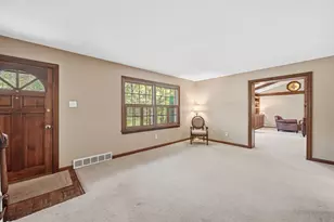 1053 Montague Rd, Park Hills, KY 41011 - Photo 7