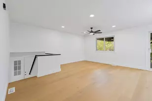 1551 Meadow Hill Ct, Florence, KY 41042 - Photo 9