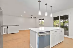 1551 Meadow Hill Ct, Florence, KY 41042 - Photo 13