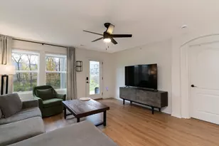 2502 Elyria Ct, Crescent Springs, KY 41017 - Photo 13