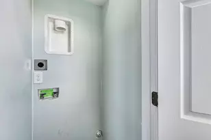 1302 Russell St, Covington, KY 41011 - Photo 7