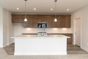 363 Cornwall Dr, Florence, KY 41042 - Photo 9