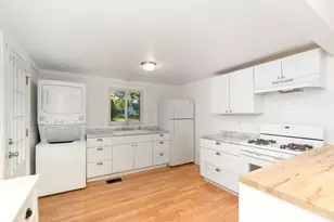 110 Hillside Dr, Florence, KY 41042 - Photo 3