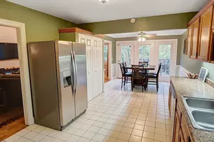 212 Ohio Ave, Fort Thomas, KY 41071 - Photo 3