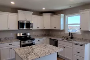 10690 Melbury Ct, Independence, KY 41051 - Photo 3