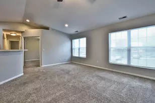 408 Breezewood Ct, Ludlow, KY 41016 - Photo 7