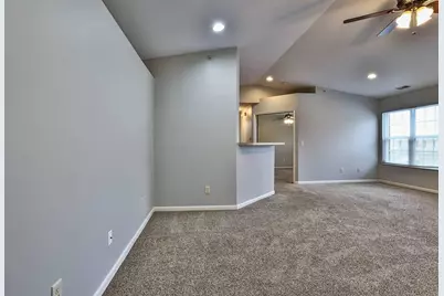 408 Breezewood Court, Ludlow, KY 41016 - Photo 9