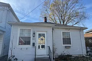 121 Maple Ave, Southgate, KY 41071 - Photo 1