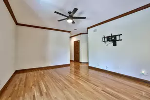 913 Rosewood Dr, Villa Hills, KY 41017 - Photo 19