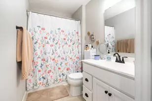 2500 Elyria Ct, Crescent Springs, KY 41017 - Photo 17