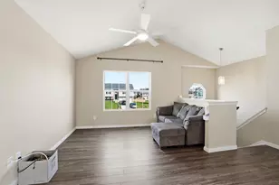 940 Shadowridge Dr, Elsmere, KY 41018 - Photo 11