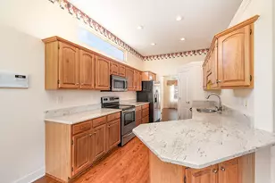 2618 St Charles Cir, Union, KY 41091 - Photo 9