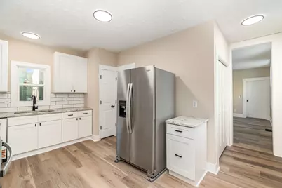 209 E 10th Street, Covington, KY 41011 - Photo 5