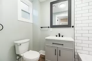 209 E 10th St, Covington, KY 41011 - Photo 13