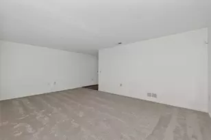 20 Parkside Dr, Florence, KY 41042 - Photo 9