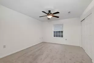 20 Parkside Dr, Florence, KY 41042 - Photo 5