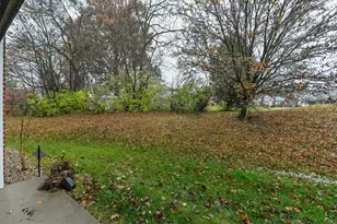 20 Parkside Dr, Florence, KY 41042 - Photo 25