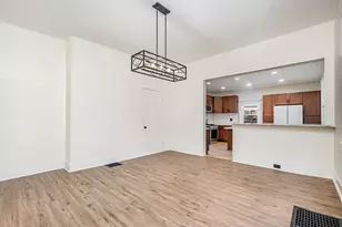 335 E 10th St, Newport, KY 41071 - Photo 7