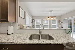 10304 Harlequin Ct, Alexandria, KY 41001 - Photo 9