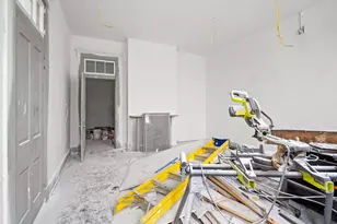 337 W 11th St, Newport, KY 41071 - Photo 5