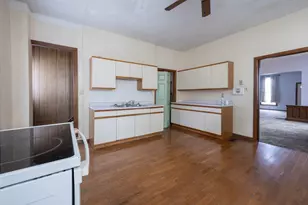 330 W 9th Street W, Newport, KY 41071 - Photo 17