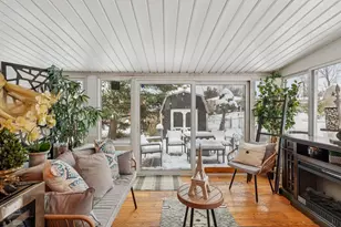 810 Skyline Dr, Florence, KY 41042 - Photo 7