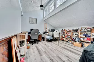 8657 Valleyview Dr, Florence, KY 41042 - Photo 31