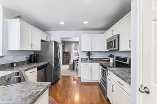 10214 Hamlet Ct, Union, KY 41091 - Photo 11