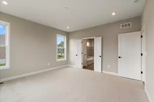 2444 Lillywood Wy, Crescent Springs, KY 41017 - Photo 15