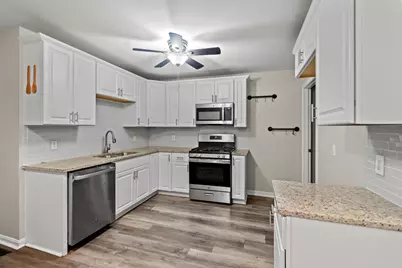 214 W 8th Street, Newport, KY 41071 - Photo 11