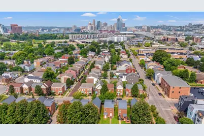 214 W 8th Street, Newport, KY 41071 - Photo 1