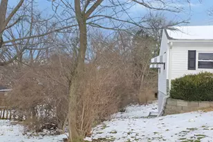 110 Lee St, Elsmere, KY 41018 - Photo 3