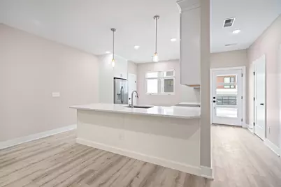 100 W 14th Street #B, Newport, KY 41071 - Photo 3