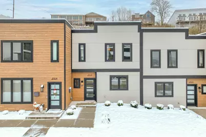 100 W 14th Street #B, Newport, KY 41071 - Photo 1