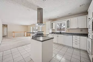 1953 Pieck Dr, Covington, KY 41011 - Photo 15